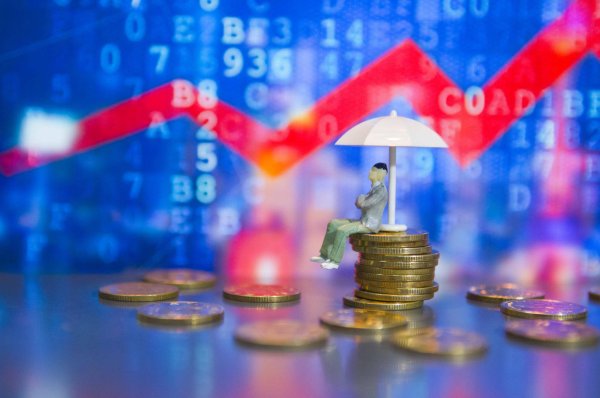巨人配资 A股2024年年报收官：10家进入净利润“千亿俱乐部”，AI拉动行业业绩增长